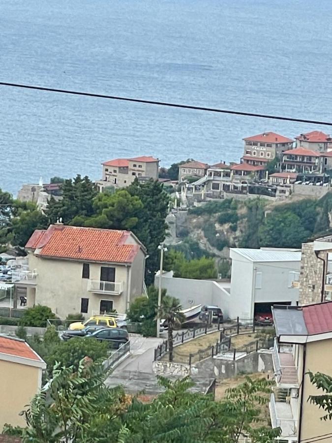 Em Apartments Ulcinj Exteriör bild